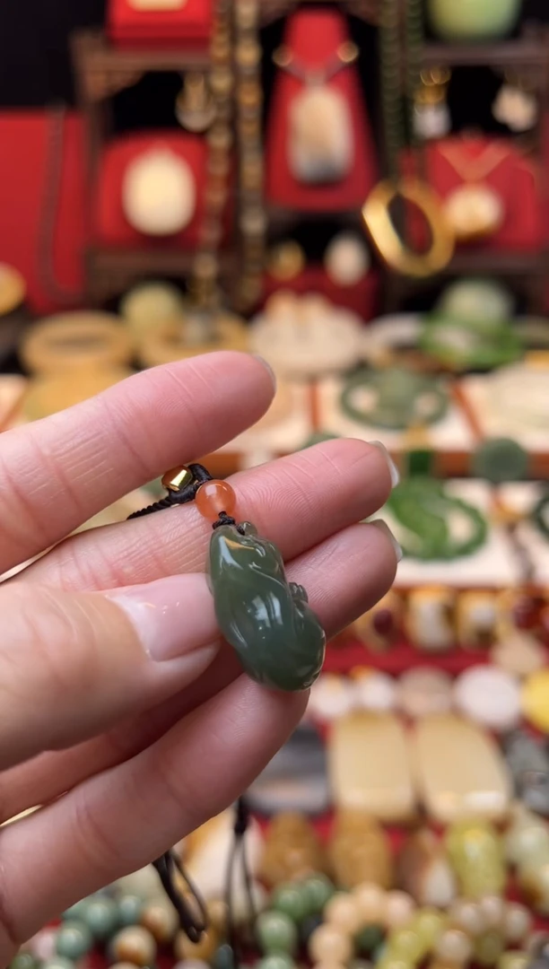 【闪购商品】和田玉挂件未镶嵌放漏