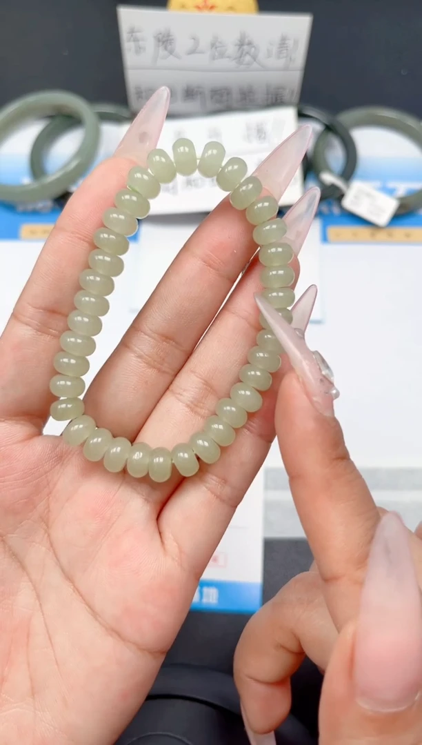 和田玉手镯未镶嵌茶晴手链