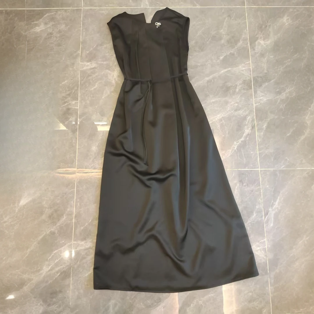 50019【吉尔S达订单】高级感气质无袖连衣裙L2025304