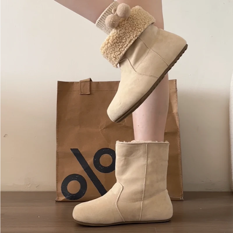 南在南方复古英伦风平底雪地靴女款2025新款秋季加绒加厚保暖短靴