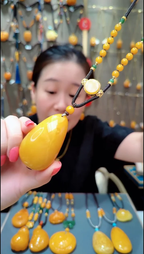 蜜蜡未镶嵌珠宝奇石﹣F639蜜蜡吊坠水滴