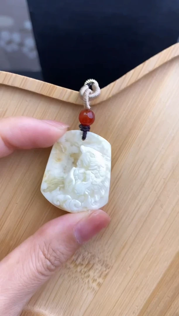 未镶嵌琥珀裸石10701223-吊坠