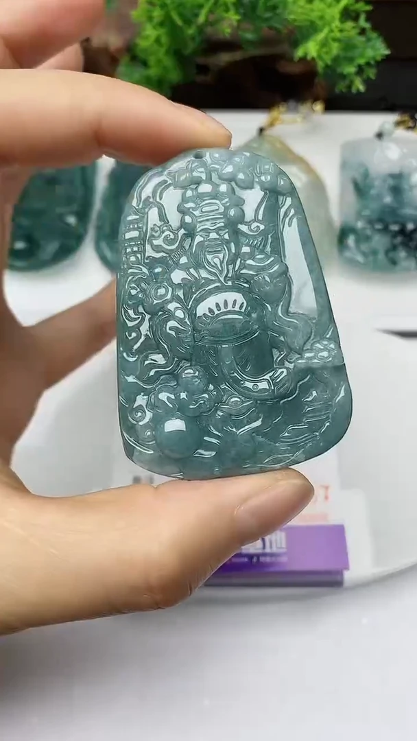 【闪购商品】翡翠颈饰未镶嵌