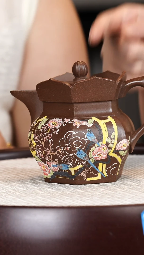 【徐秀文】紫泥僧帽    300CC