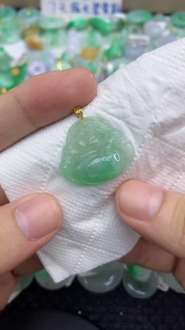 颈饰18K金镶嵌翡翠天然缅甸A货翡翠