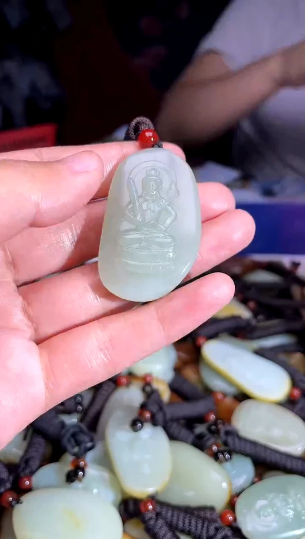 和田玉未镶嵌挂件1