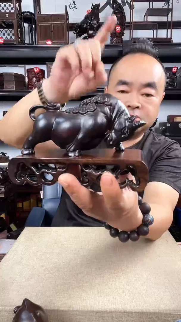 木1219+小牛老李红木工艺品