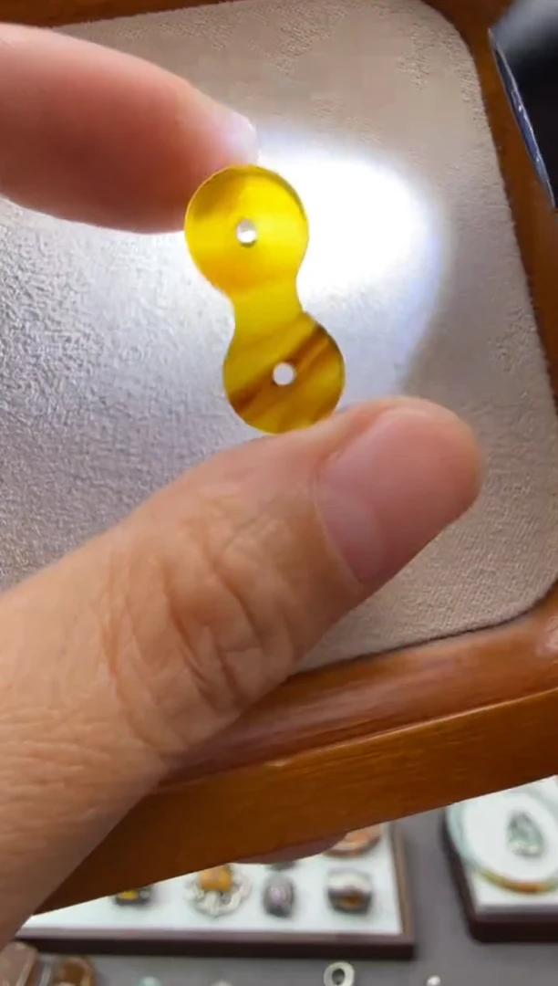 未镶嵌颈饰琥珀配件4