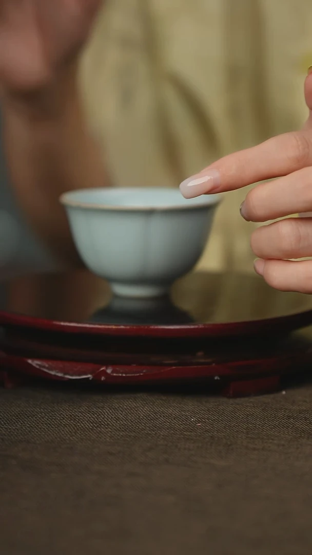 微瑕 花口杯 汝瓷 主人杯