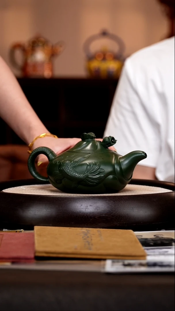 茶壶紫砂BYM43鱼化龙老绿泥360cc
