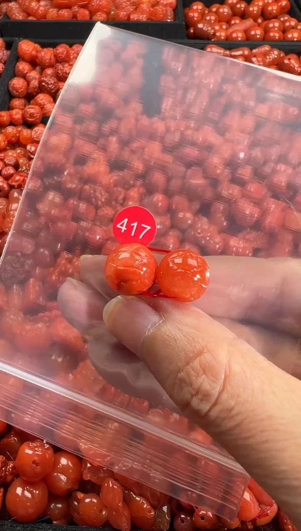颈饰未镶嵌南红玛瑙1
