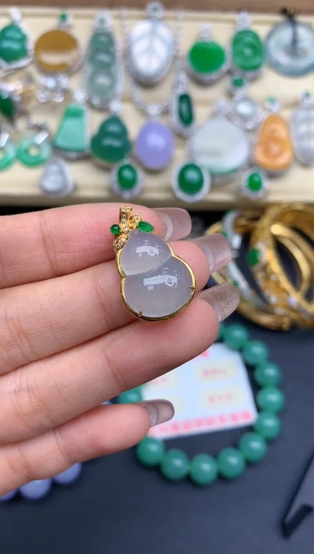 颈饰18K金镶嵌翡翠283-中国好珍宝