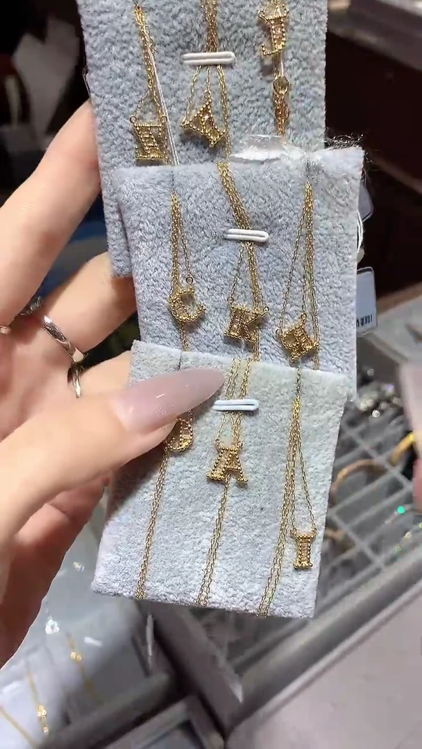 【闪购商品】钻石项链18K金镶嵌项链多样性发一