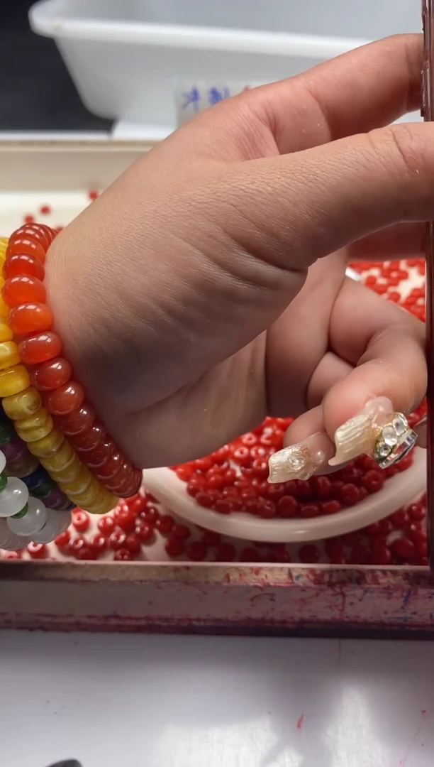 【闪购商品】玛瑙/玉髓颈饰未镶嵌w2256锦红南红隔片6*3mm*60颗