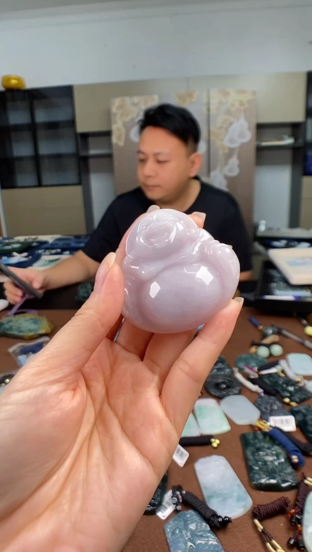 颈饰未镶嵌翡翠 多样性发其一