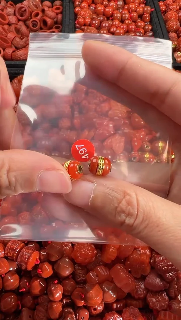 【闪购商品】南红玛瑙颈饰未镶嵌1