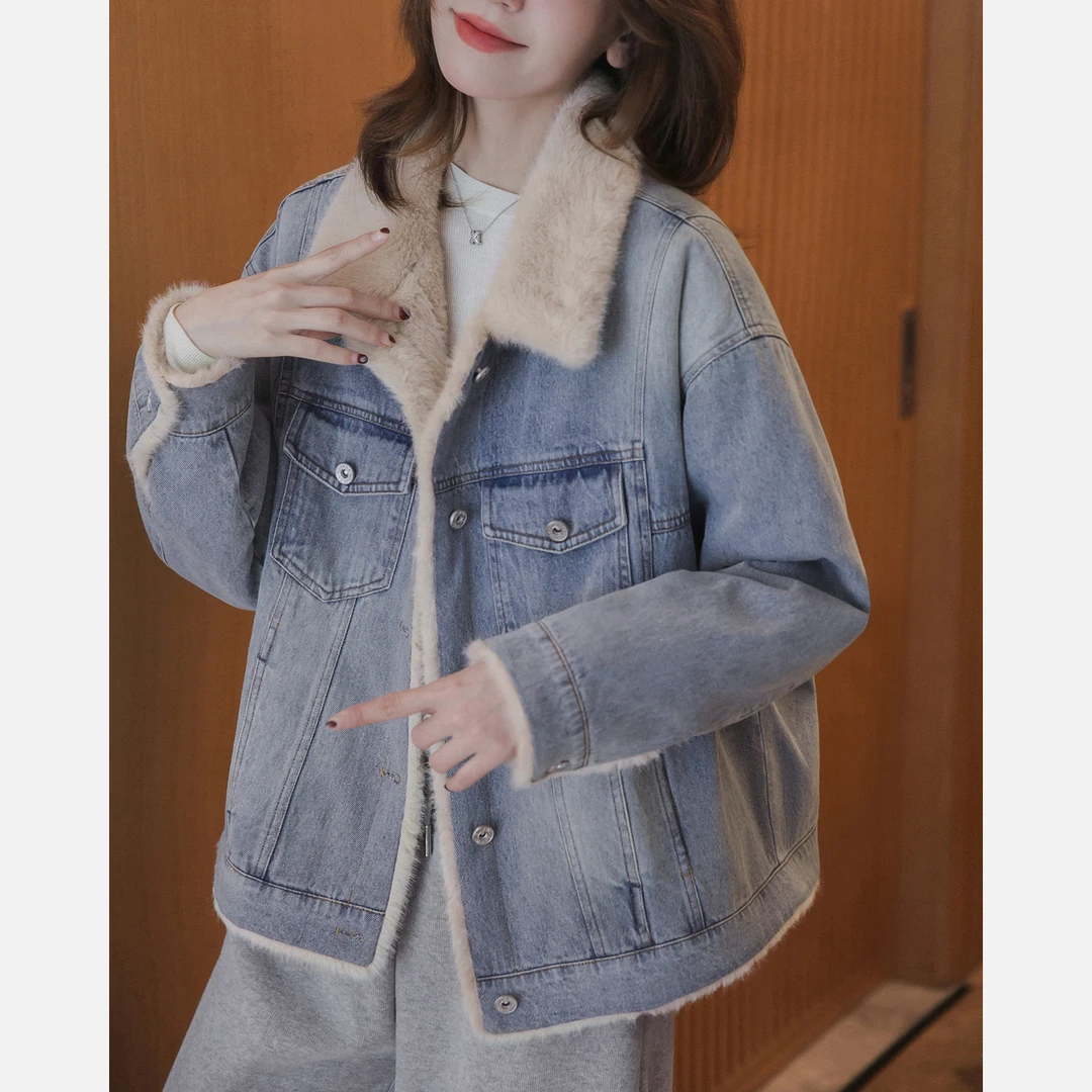 牛仔外套女2025年冬季加绒毛毛外套女加厚韩系小个子厚外套