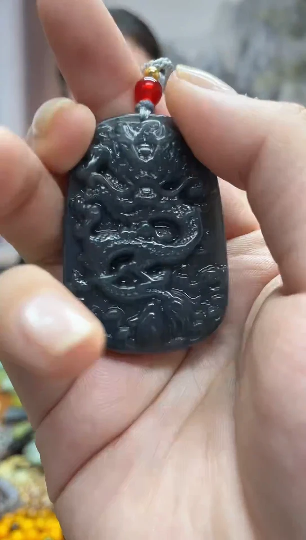 未镶嵌岫玉吊坠·