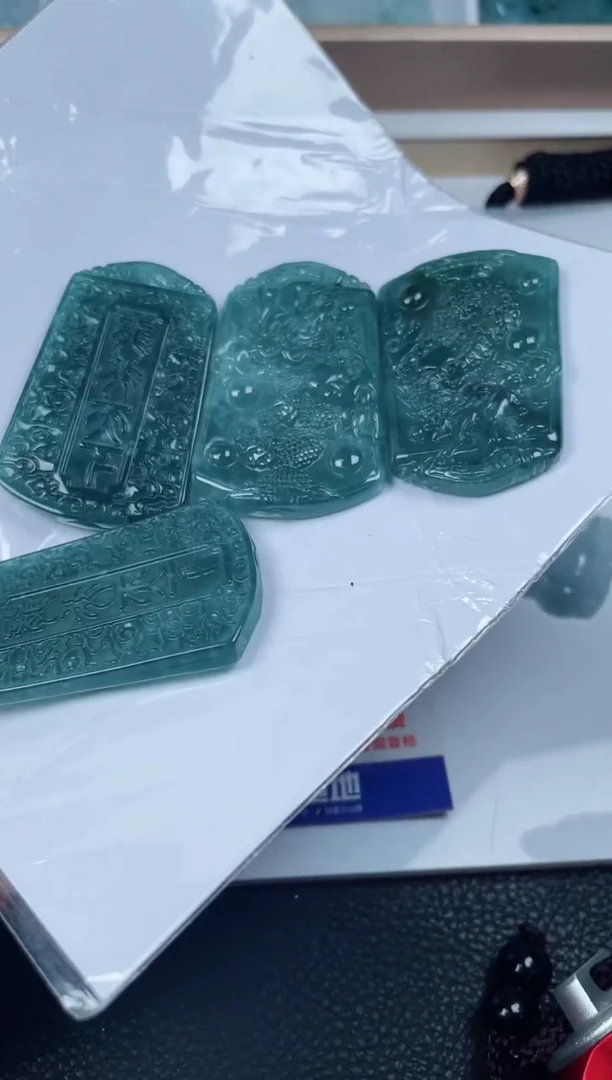 【闪购商品】翡翠颈饰未镶嵌龙多样性发货一件发货