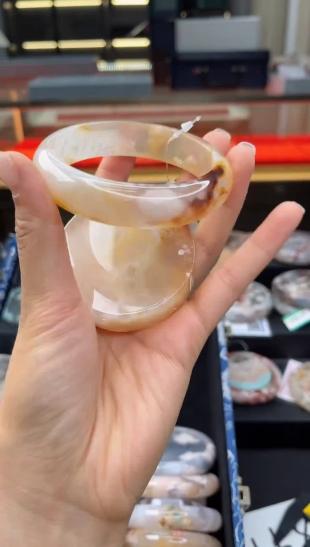 石英质玉手镯未镶嵌61圈口（赠送镯心）3889262