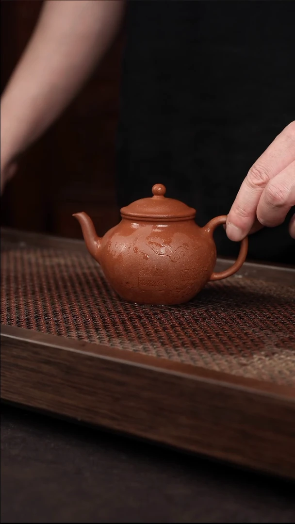 茶壶紫砂底槽清刻绘宫灯