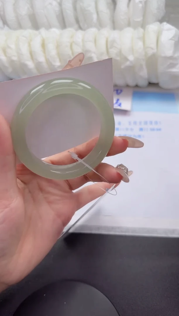 石英质玉手镯未镶嵌31-54.5