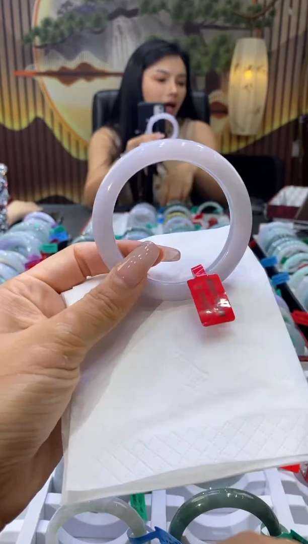 翡翠手镯未镶嵌00003579