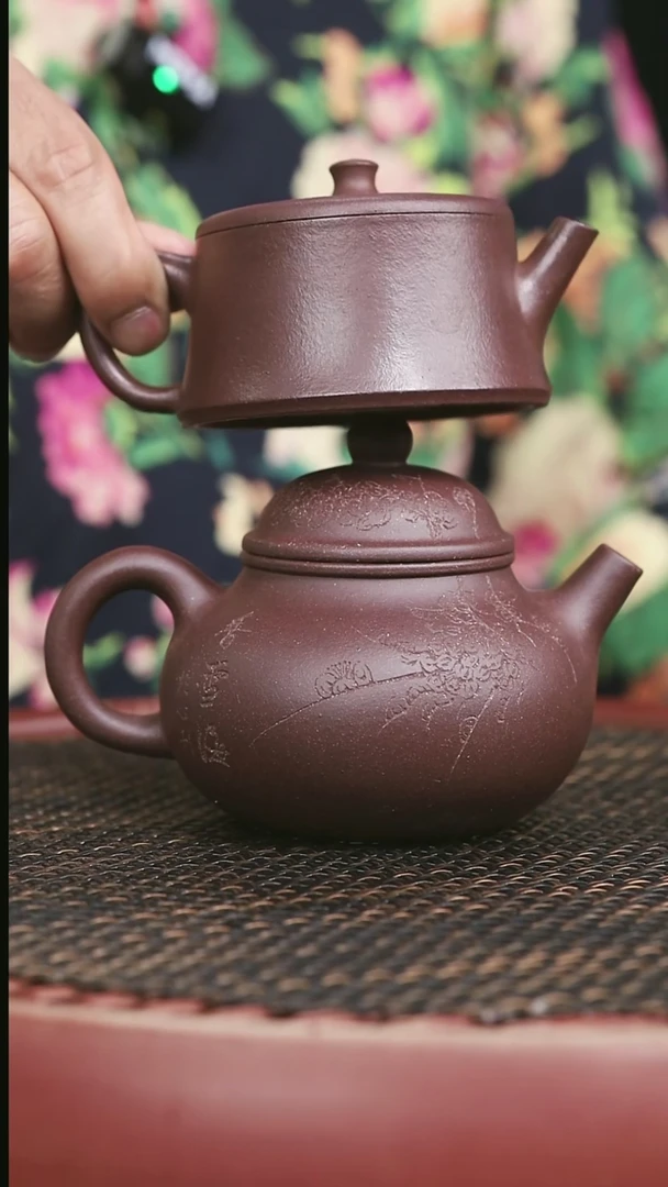 茶壶紫砂高砂老紫泥容天300CC刻绘