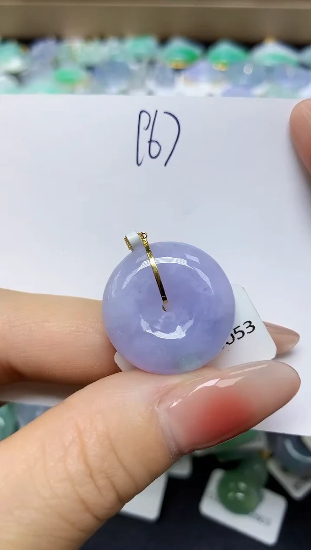 翡翠18K金镶嵌颈饰 天然缅甸翡翠A货