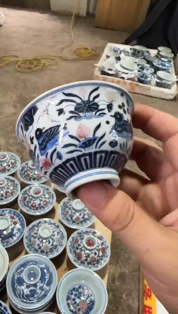 【不晓堂】柴窑-青花釉里红鱼藻鸡心杯-微瑕