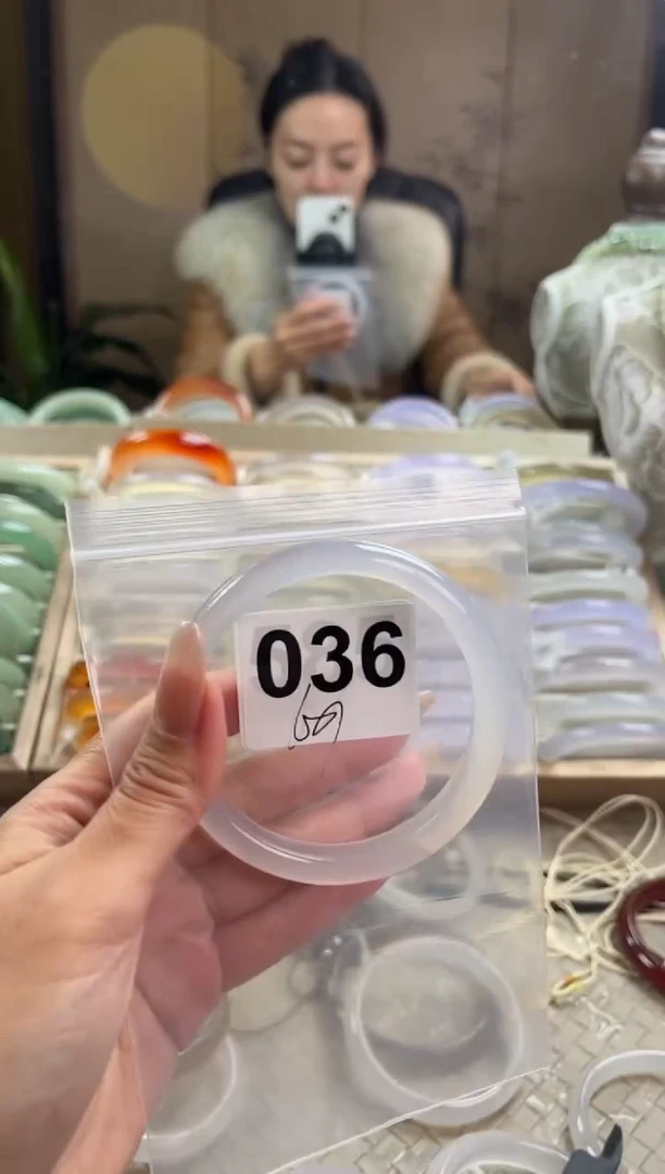 手镯玛瑙/玉髓未镶嵌036