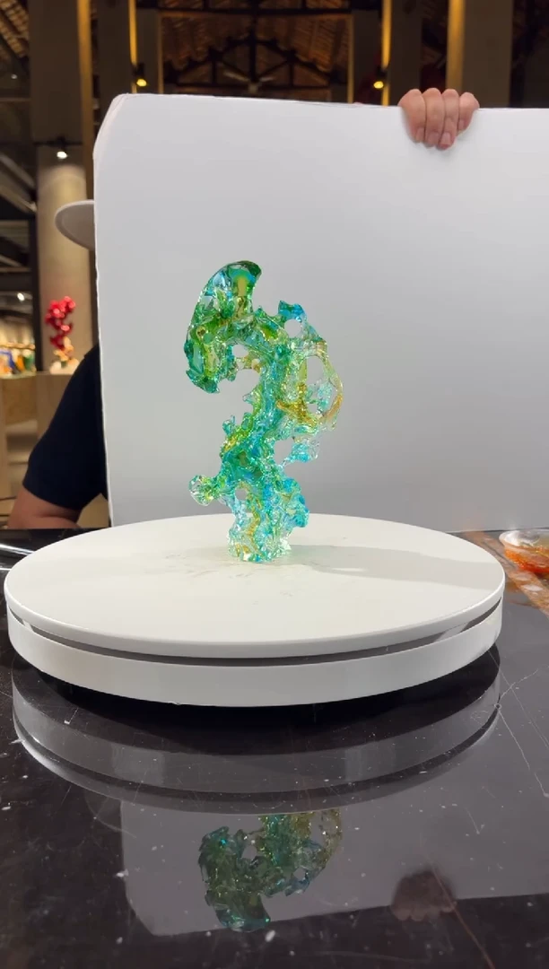 摆件群青色玉玲珑太湖石