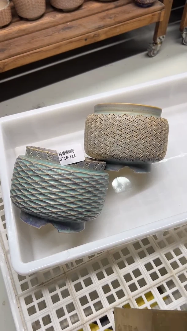 0718-118 口10.5 福利特价默认有瑕  混拍随机1只