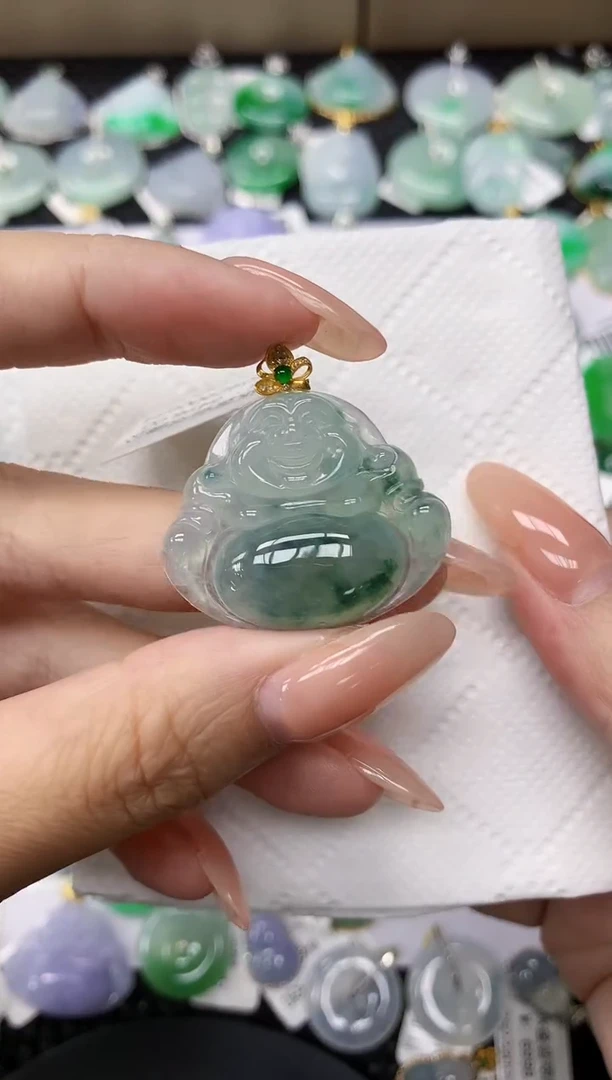 颈饰18K金镶嵌翡翠11111111111