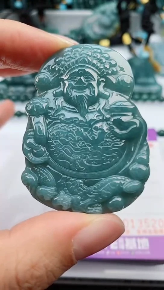 【闪购商品】翡翠颈饰未镶嵌