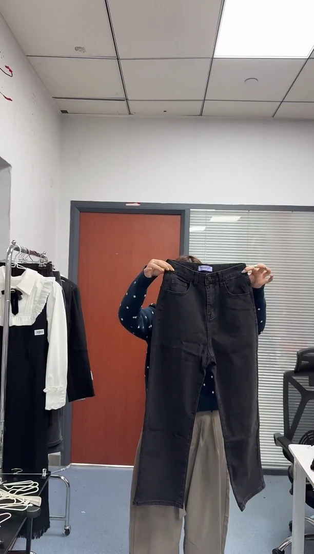 恐龙阿姨闪购商品：黑灰色牛仔裤S码腰围62