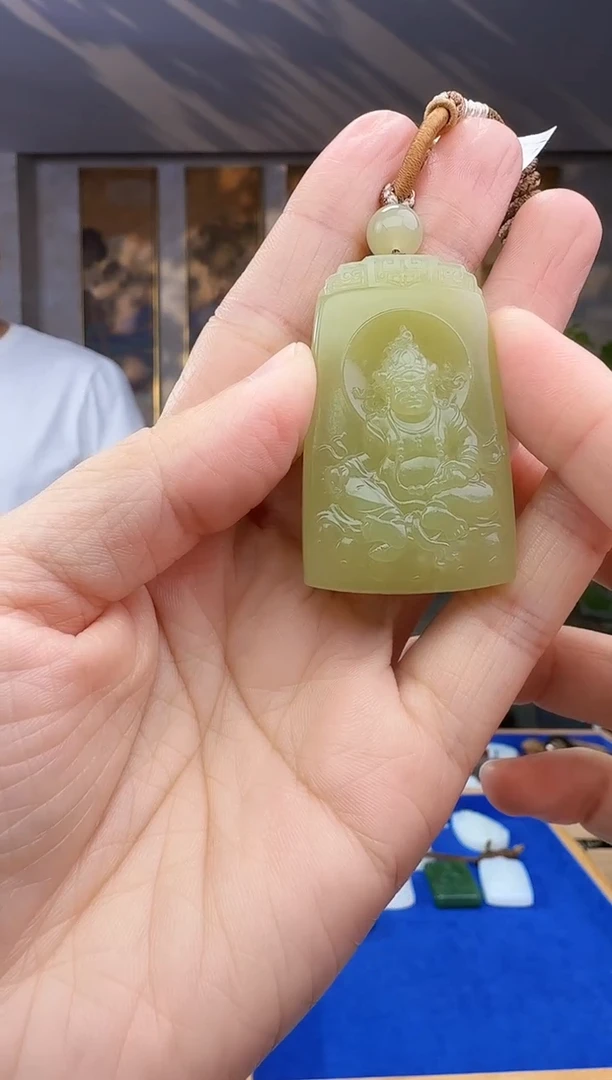 未镶嵌和田玉挂件拍一发一