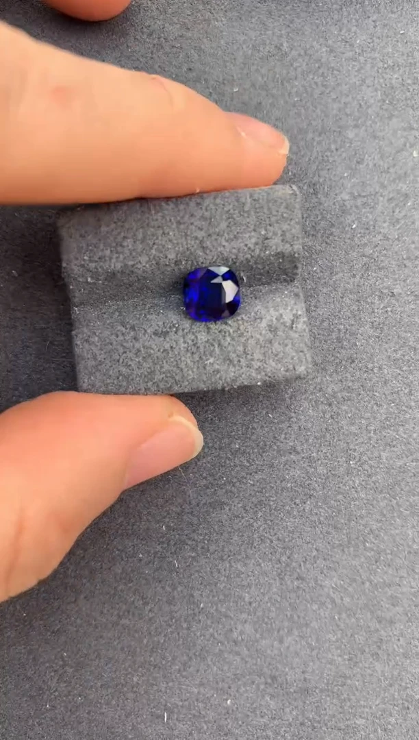 【闪购商品】蓝宝石裸石未镶嵌2ct皇家蓝