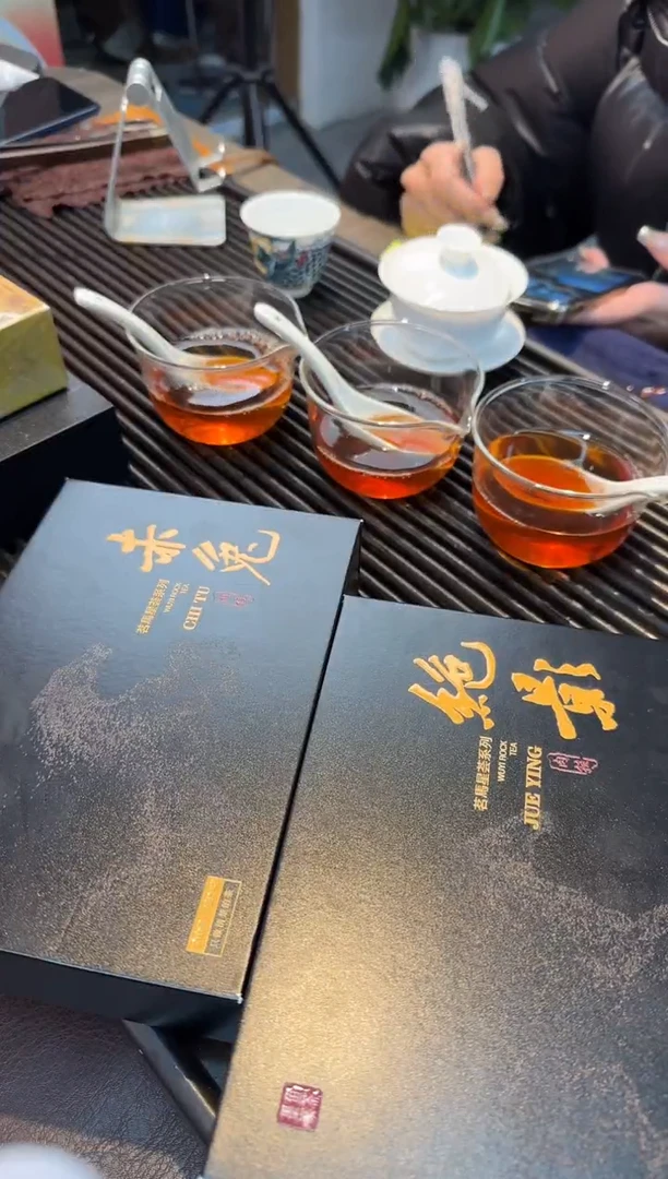 【闪购商品】瓷片11111111111绝影+赤兔