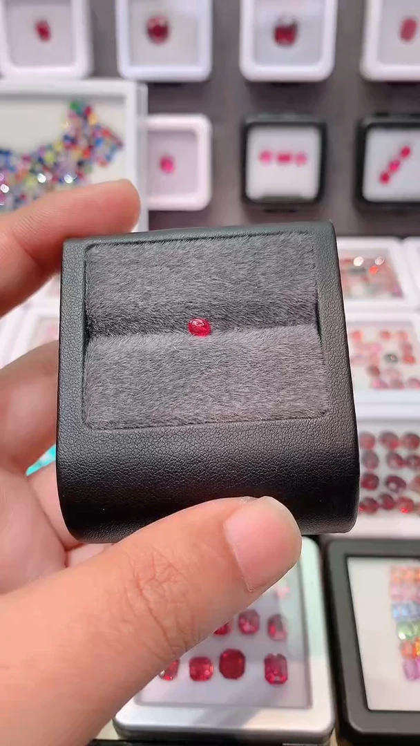 【闪购商品】尖晶石裸石未镶嵌素面绝地0.25