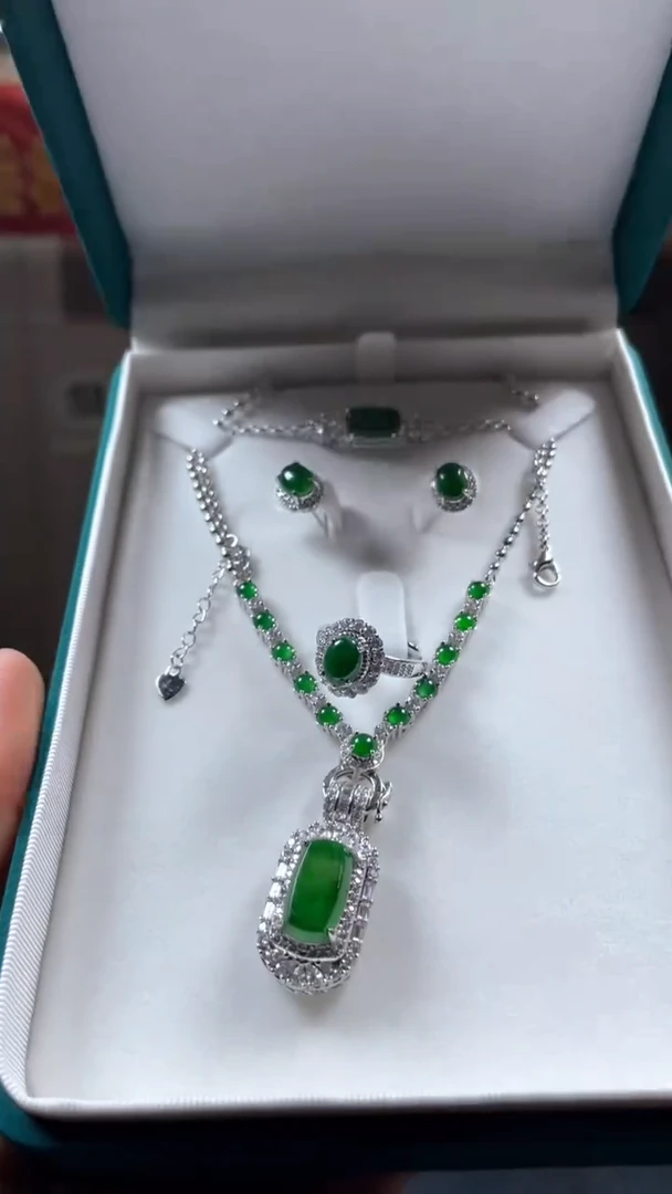 颈饰未镶嵌翡翠********601