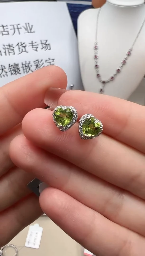 银S925镶嵌耳饰橄榄石58