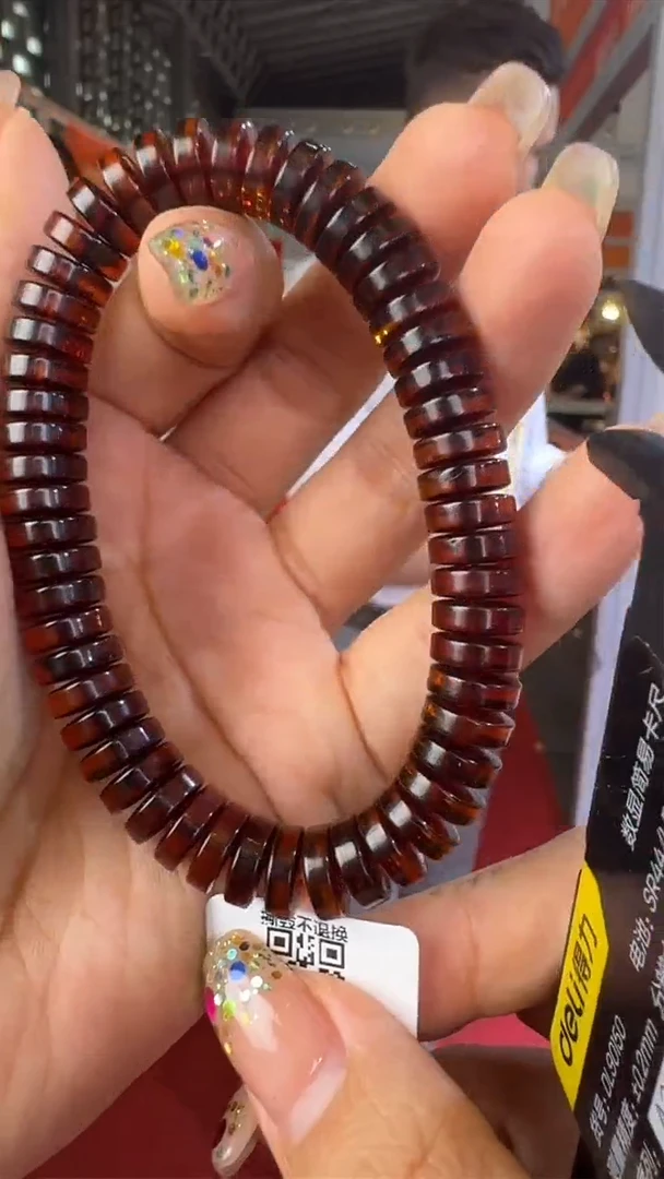 未镶嵌琥珀手链上海国际珠宝展假一罚十
