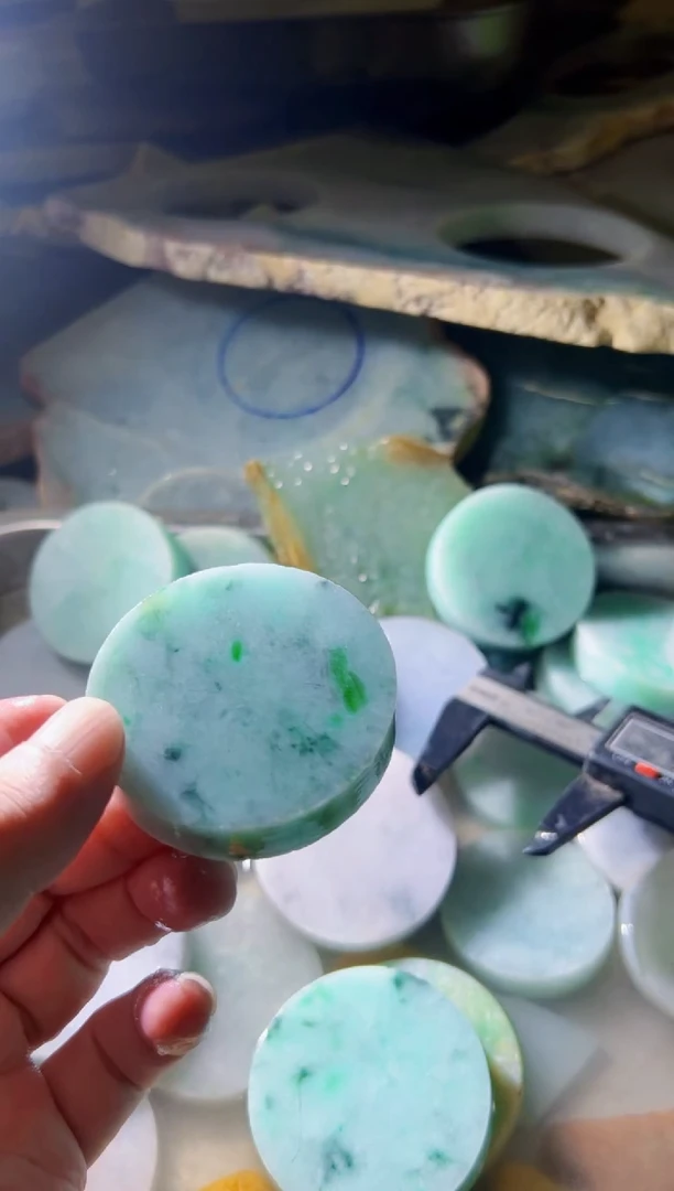 颈饰未镶嵌翡翠6***2缅甸翡翠61