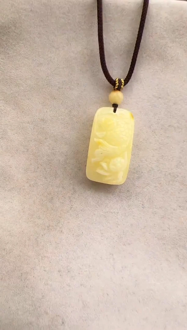 【闪购商品】琥珀裸石未镶嵌10209072-吊坠