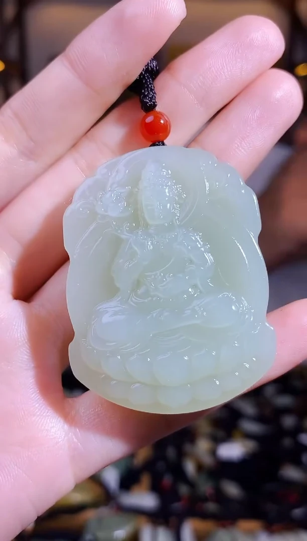 颈饰未镶嵌和田玉1