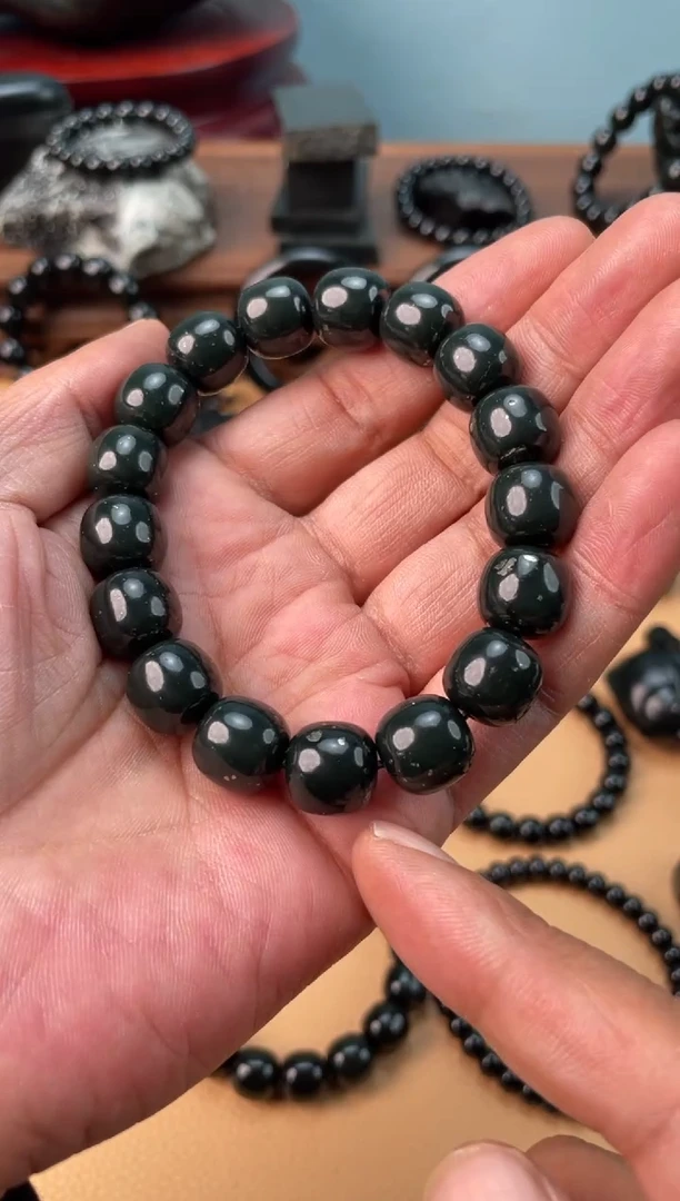 未镶嵌手链和田玉塔青卡12