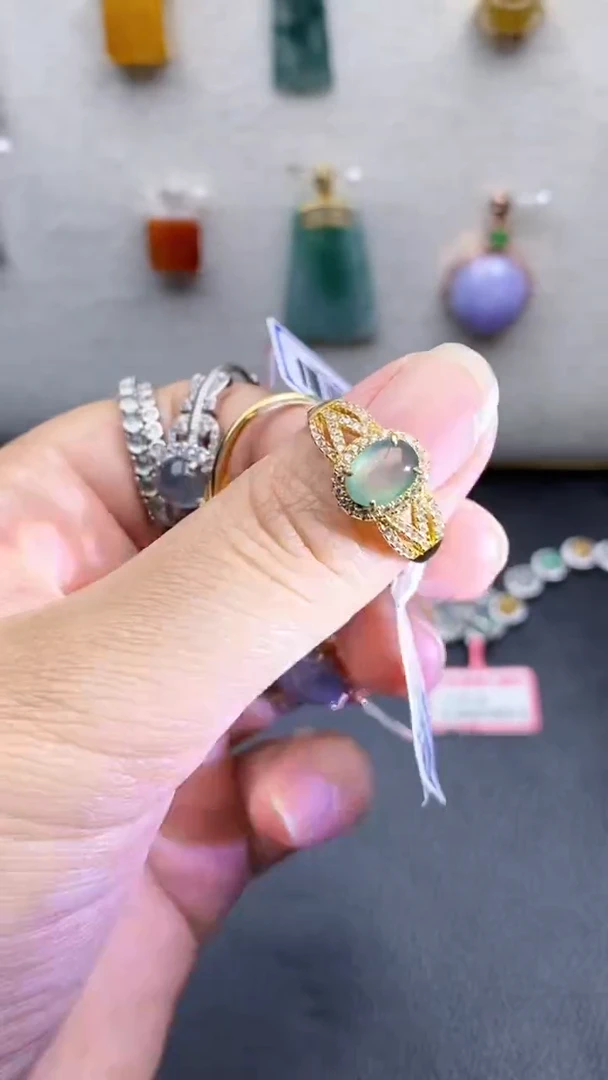 未镶嵌戒指翡翠1