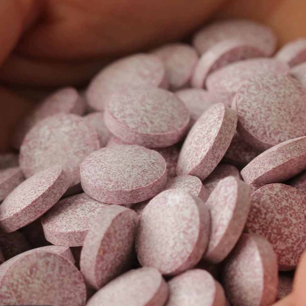 清-汤圆吖彩色糖果片1瓶30片2025.10月份到期 7045