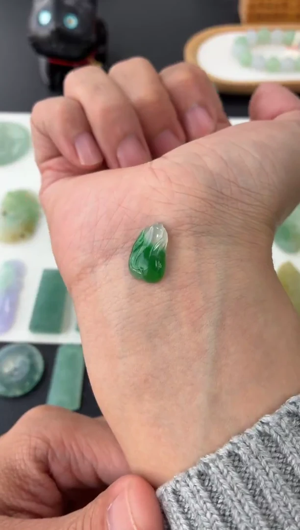 未镶嵌定制翡翠翡翠